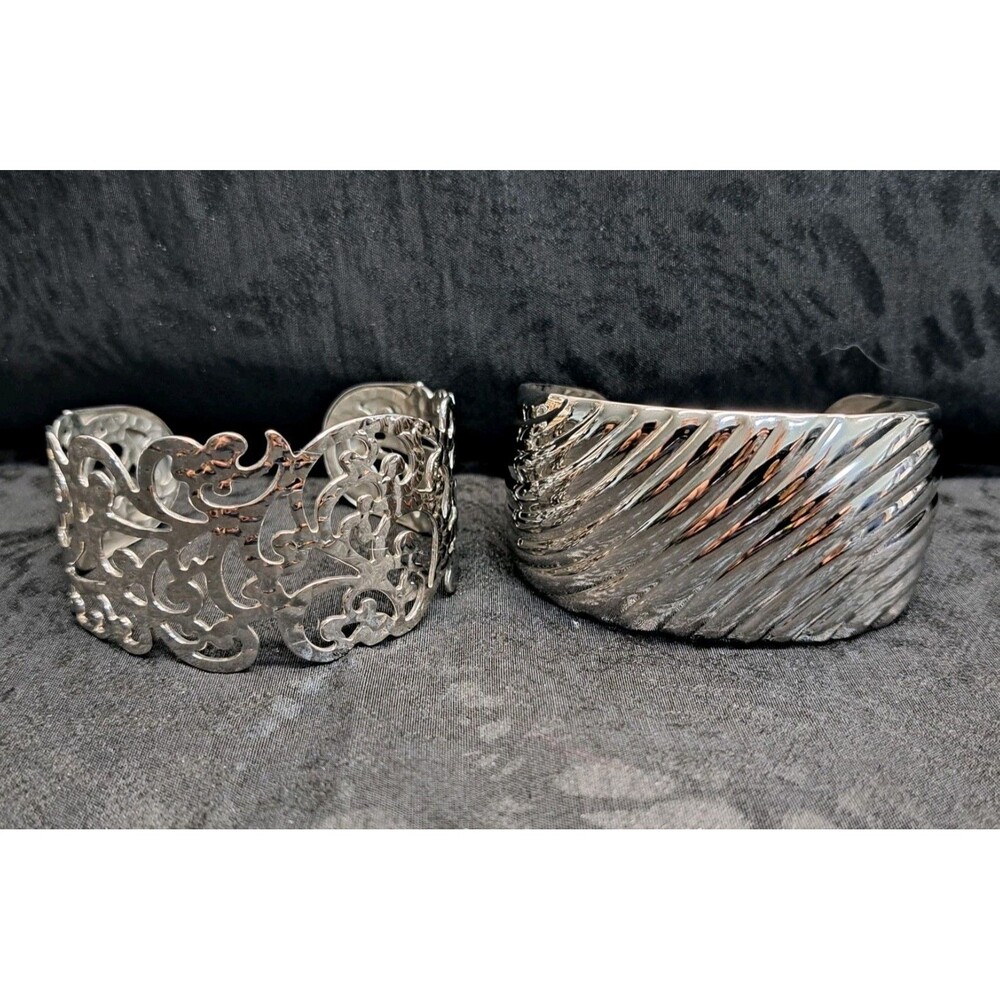 Vintage Silver Tone Hammered Ornate Design & Ribbed Text Wide Cuff Bracelets